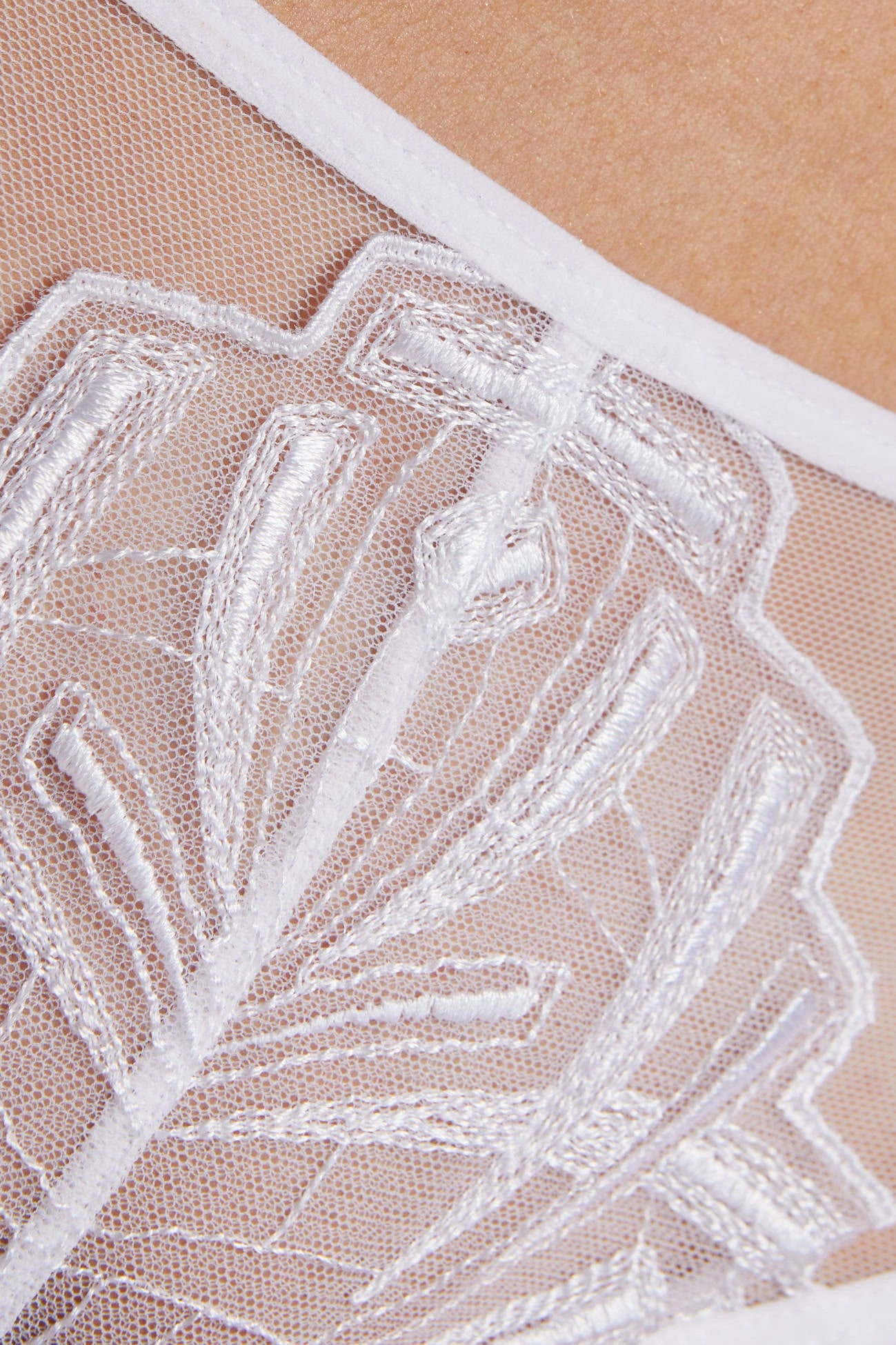 Angel white embroidered thongs (Discount Group B) | Gorteks | MySalvio