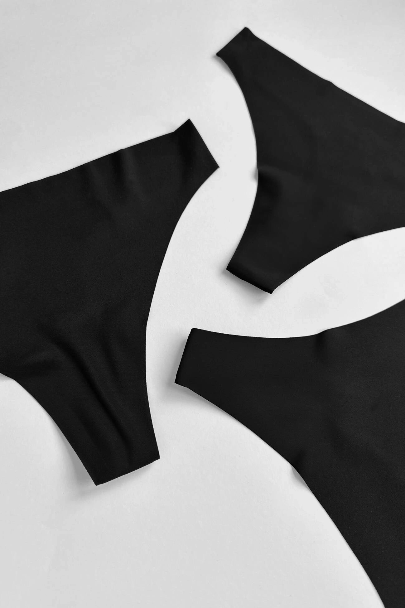Blanca seamless black thongs (3-pack) (Discount Group A) | Gorteks | MySalvio