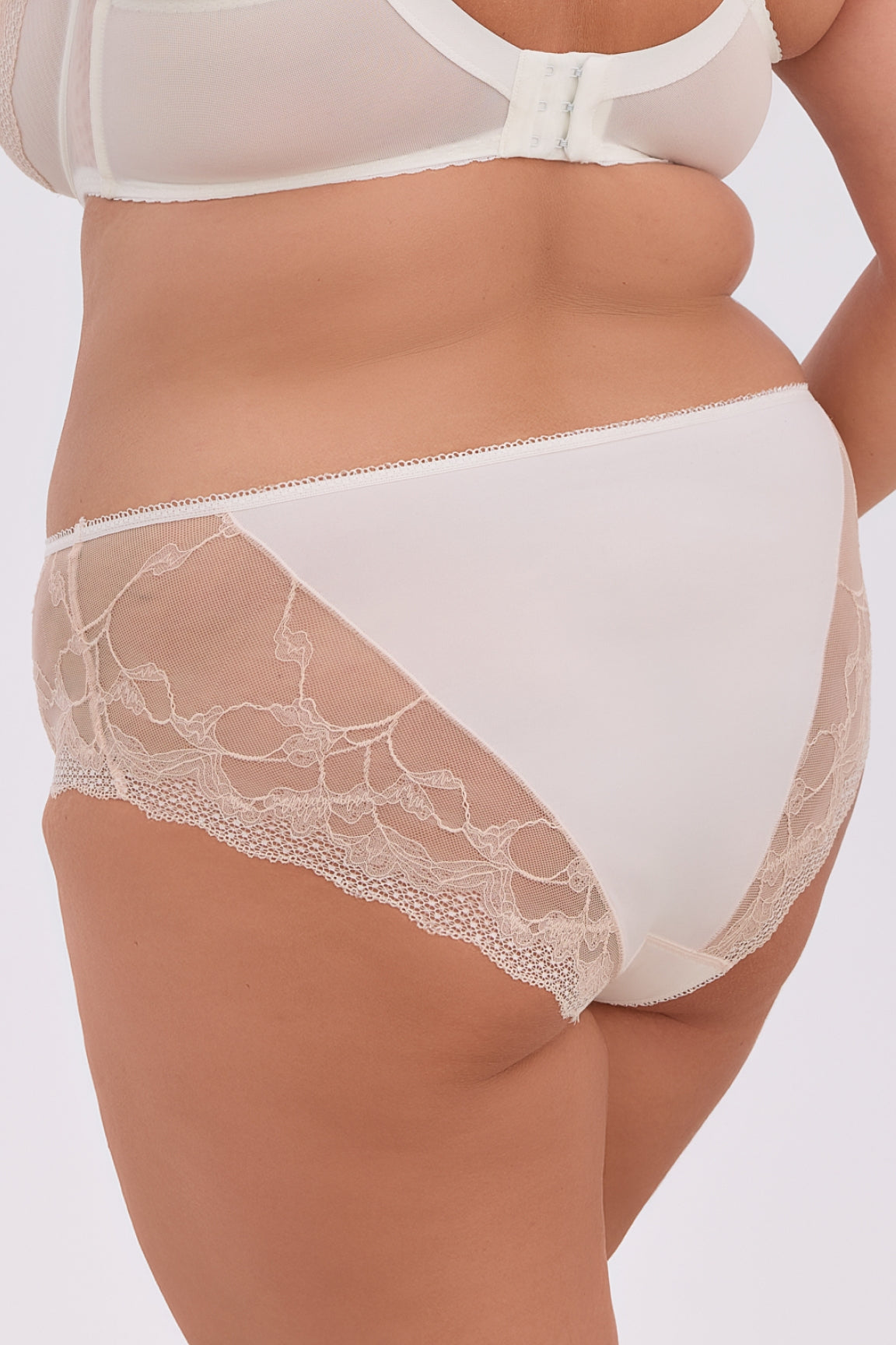 Ecru-Beige Briefs Annalise | GAIA | MySalvio